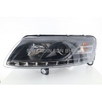 AUDI A6 04-07 Black Projector Head Lamp w LED
